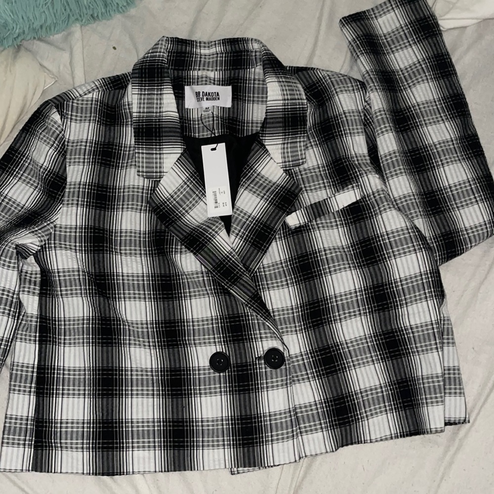BB Dakota Steve Madden blazer